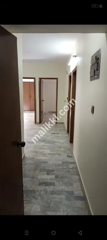 FLAT FOR SALE ZAINAB PLAZA  BLOCK-17  GULSHAN-E-IQBAL -0