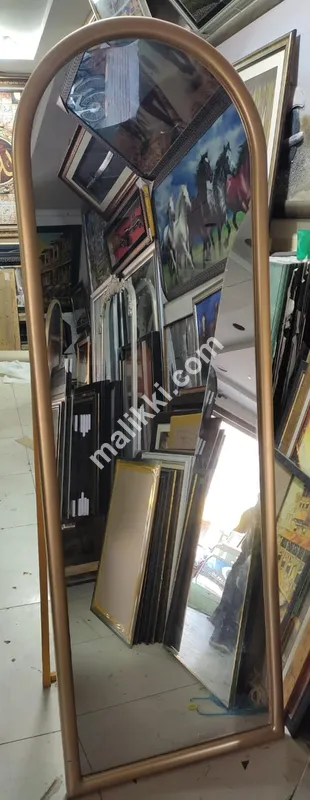 Elegant Standing Mirror 2 x 6 ft