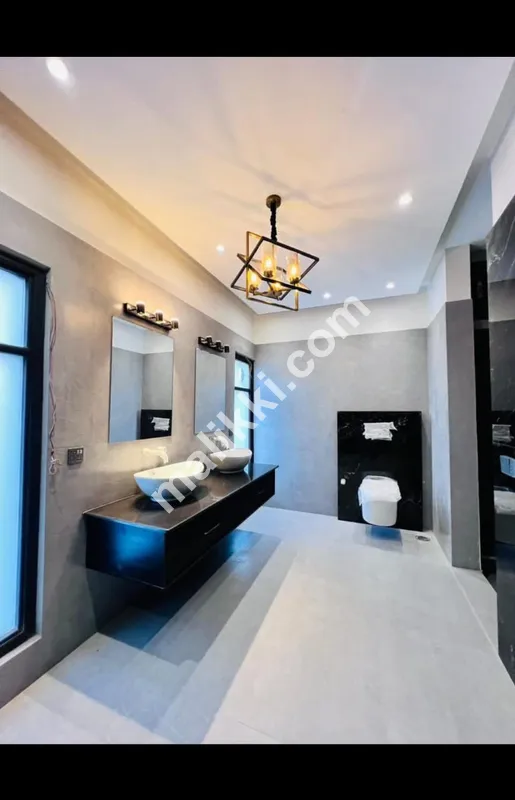 Exquisite 500 Sq. Yards Residence for Sale in DHA Phase 6