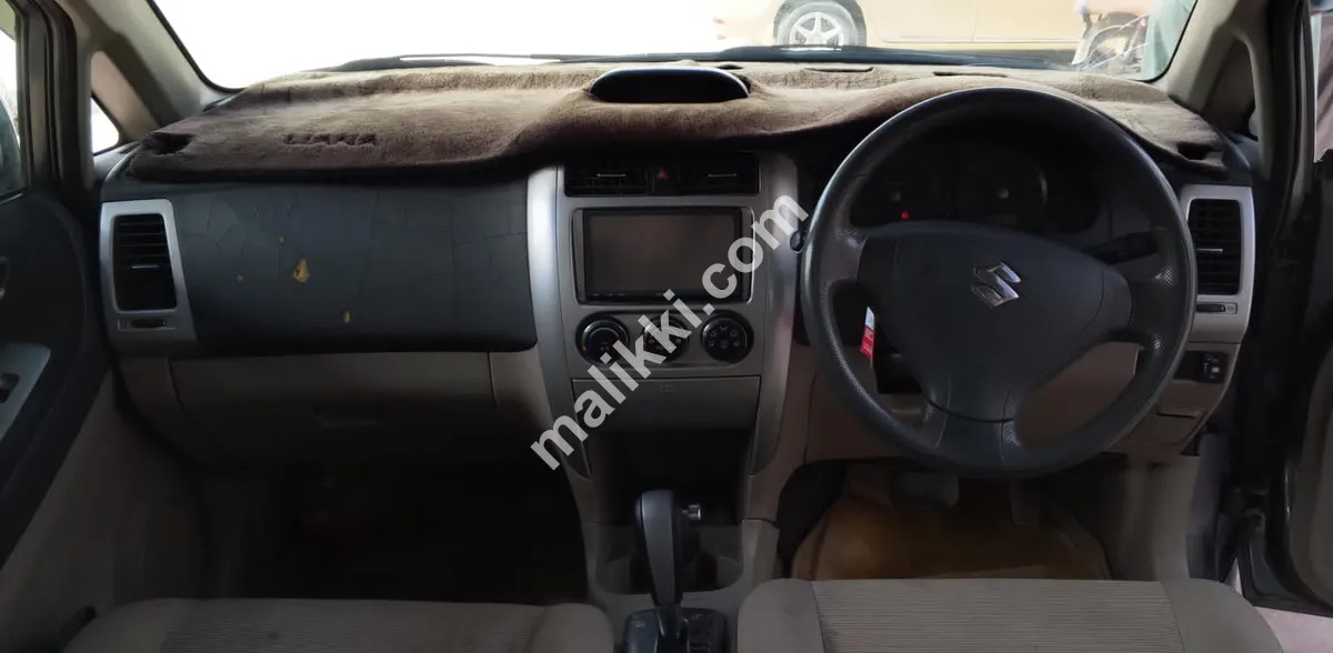 سوزوکی لیانا ایمننٹ 2010