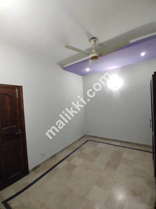 Upper Portion for rent