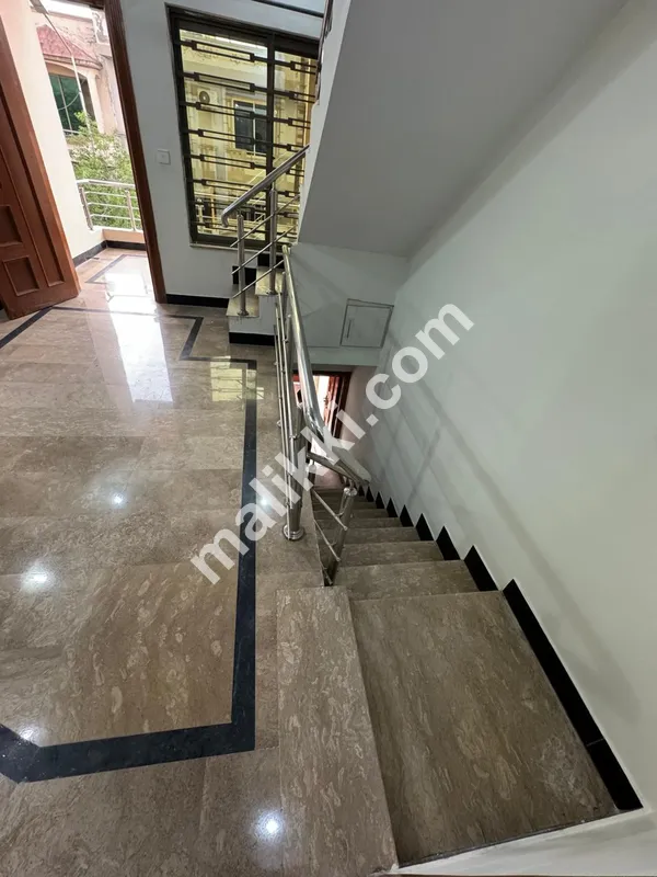 4 Marla Used Renovated House For Sale In G-13/1 