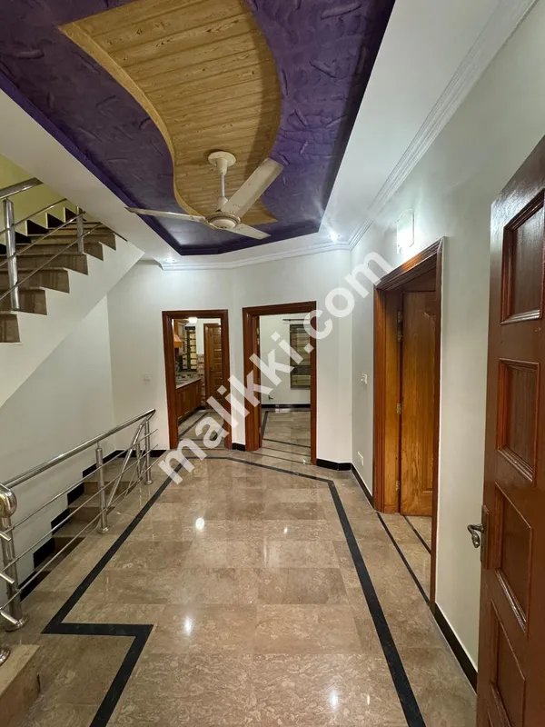 4 Marla Used Renovated House For Sale In G-13/1 