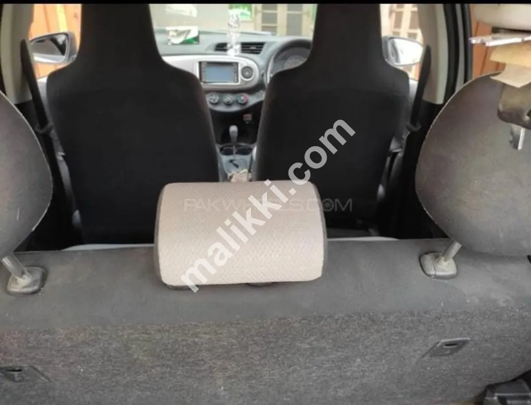 2014 model vitz   2015 import year   Registered in 2017  Available For Sale