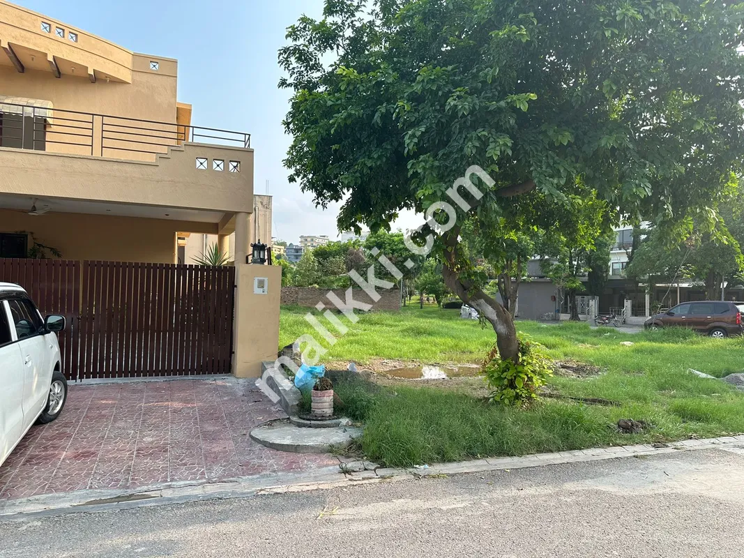 01 Kanal House Available For Sale In DAH 1 Islamabad