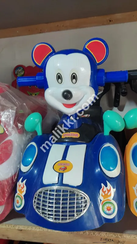 Mickey Mouse Car Color: Blue