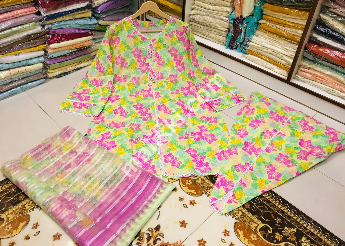 Lawn Fabric Shalwar Kameez Suit for Ladies