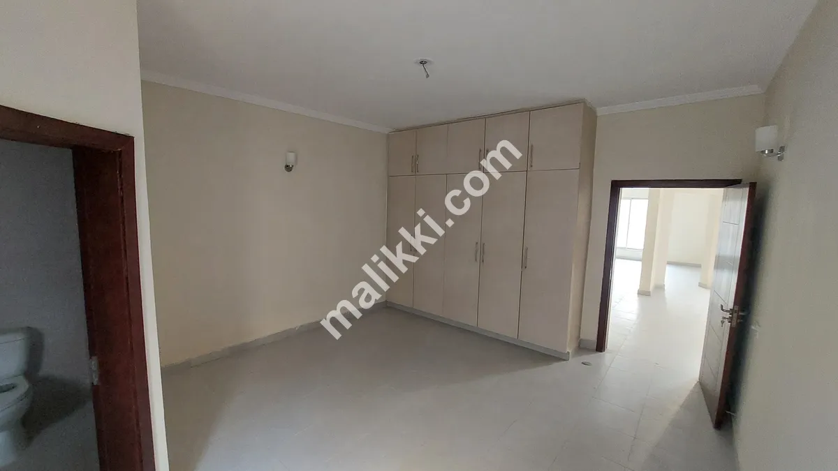 بحریہ ٹاؤن کراچی میں بالکل نیا گھر 