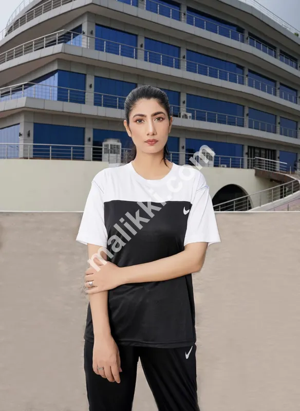 Nike UniSex Track Suit
