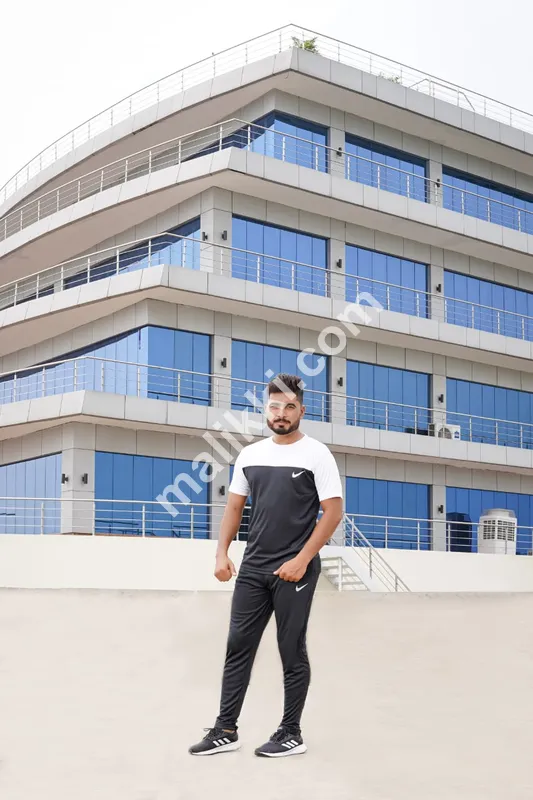 Nike UniSex Track Suit