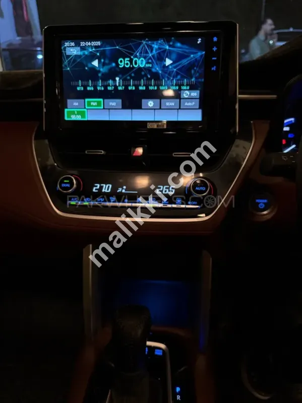 Toyota Corolla Cross 1.8 HEV 2024