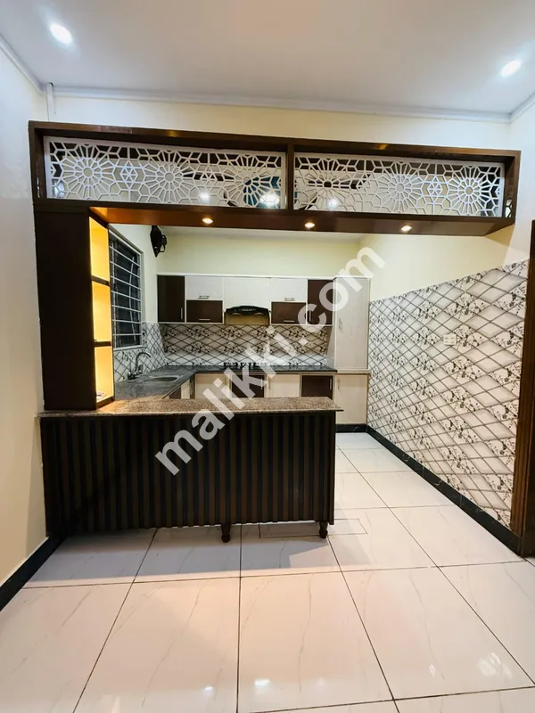 ائیرپورٹ ہاؤسنگ سوسائٹی میں 6 مرلہ مکان برائے فروخت 