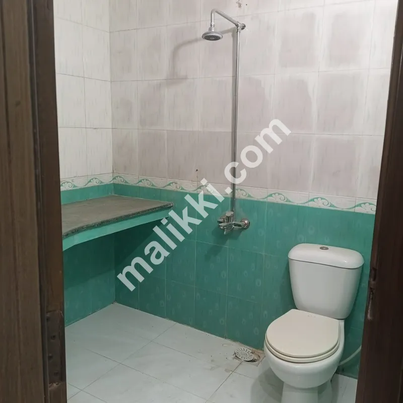 5 بیڈ روم ڈبل سٹوری مکان برائے فروخت 