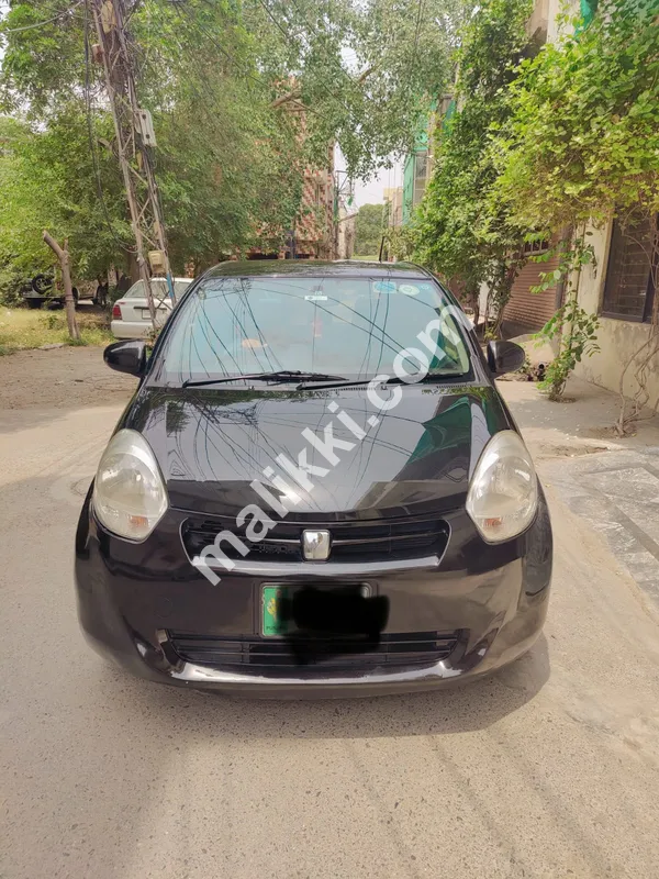 Toyota Passo 2013-0