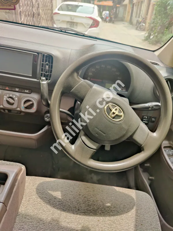 Toyota Passo 2013