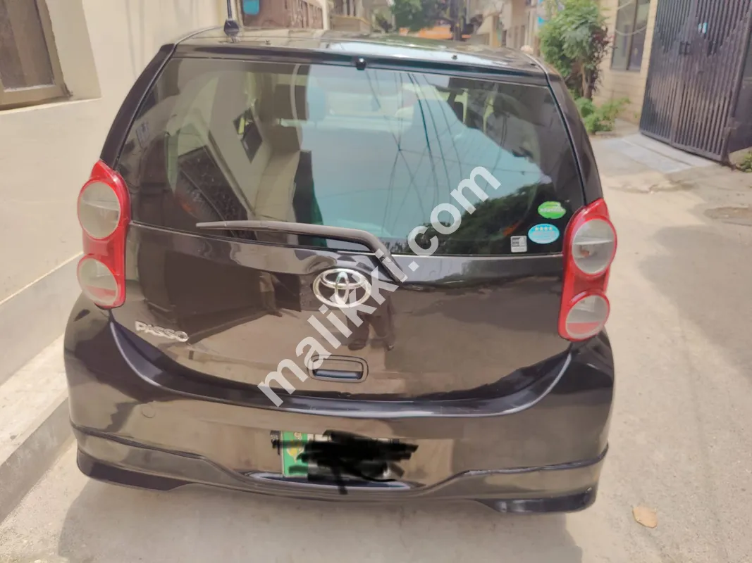 Toyota Passo 2013