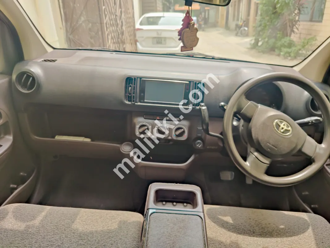 Toyota Passo 2013