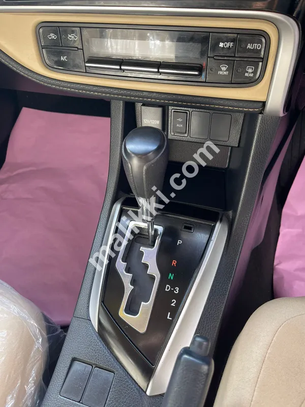 Toyota Corolla Altis 1.6 Special Edition