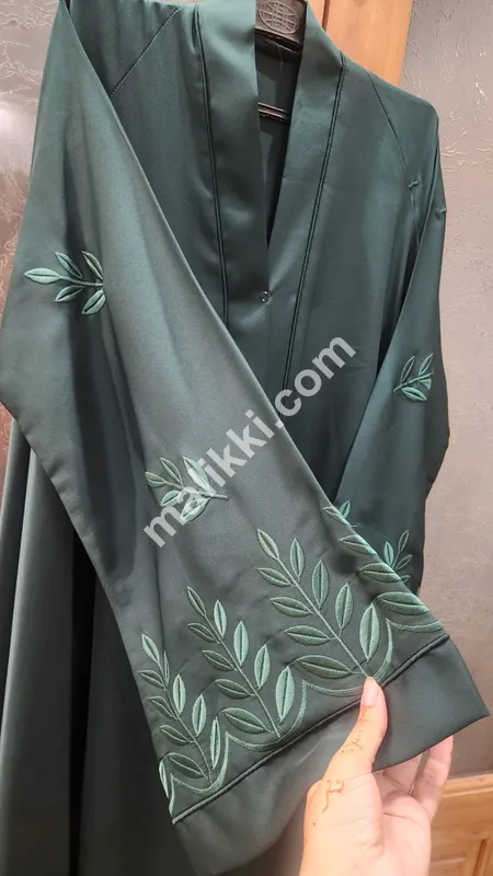 مکمل گھیر NIDA ایمبرائیڈری عبایا-0