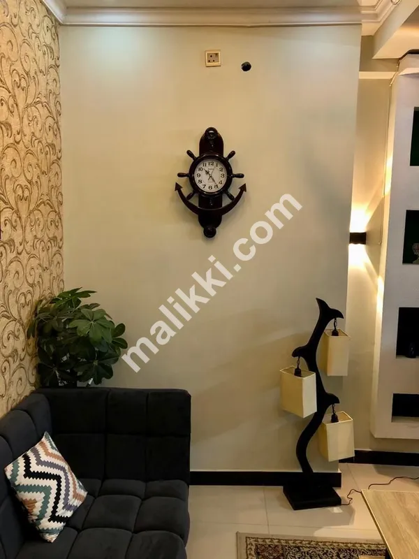 E-11 اسلام آباد میں ایک بیڈروم فل فرنشڈ اپارٹمنٹ کرایہ پر دستیاب ہے۔ 