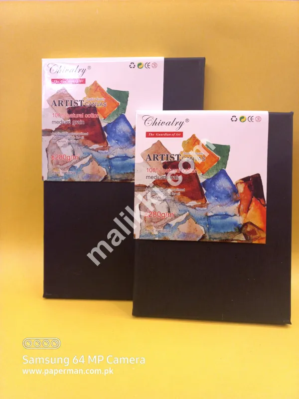 Black Imported Canvas 40x50cm-0