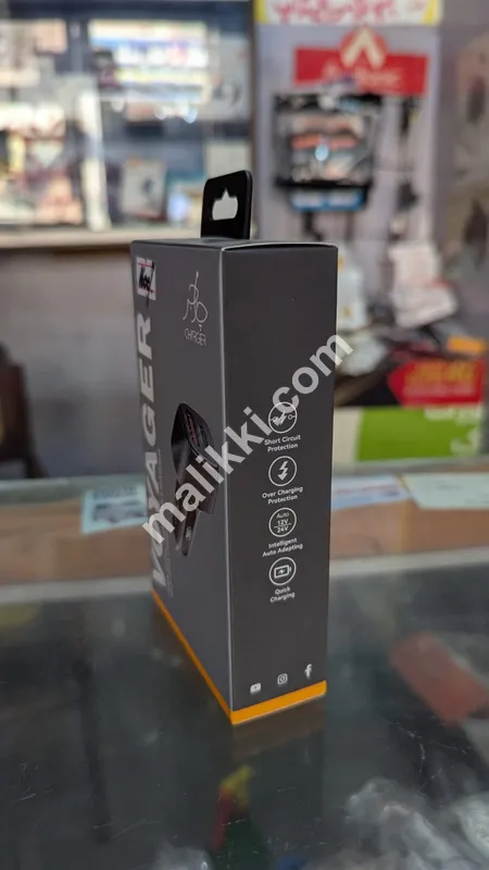 TAAR Voyager 38W Dual port Charger