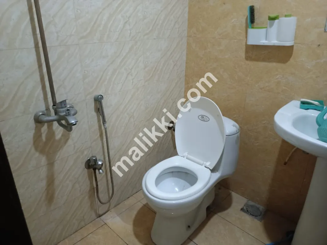 3 side corner 3 bedroom apartment available for sale 