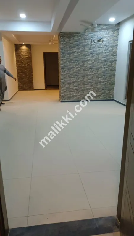 پائن ہائیٹ 3 بیڈروم لگژری اپارٹمنٹ برائے فروخت 