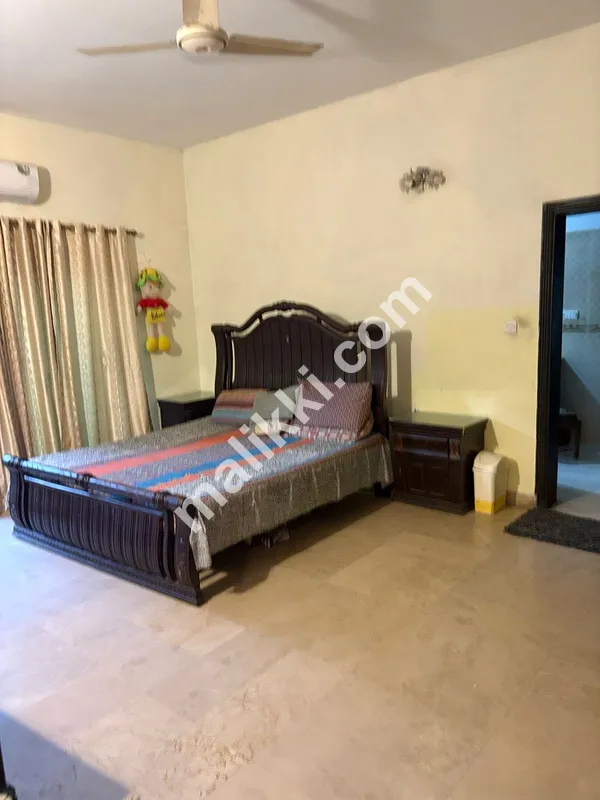 1 کنال مکان برائے فروخت 