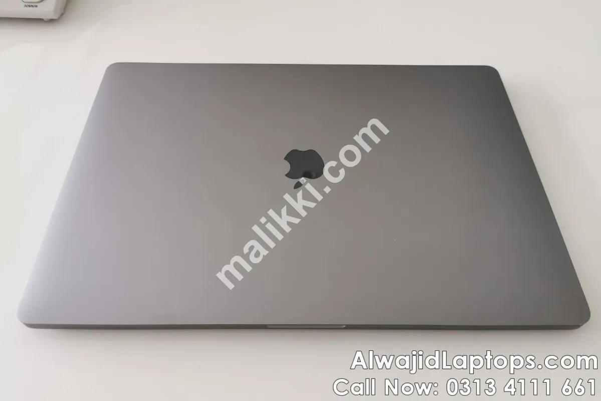 Apple Macbook Pro 15.4 Core i9 inch 2019
