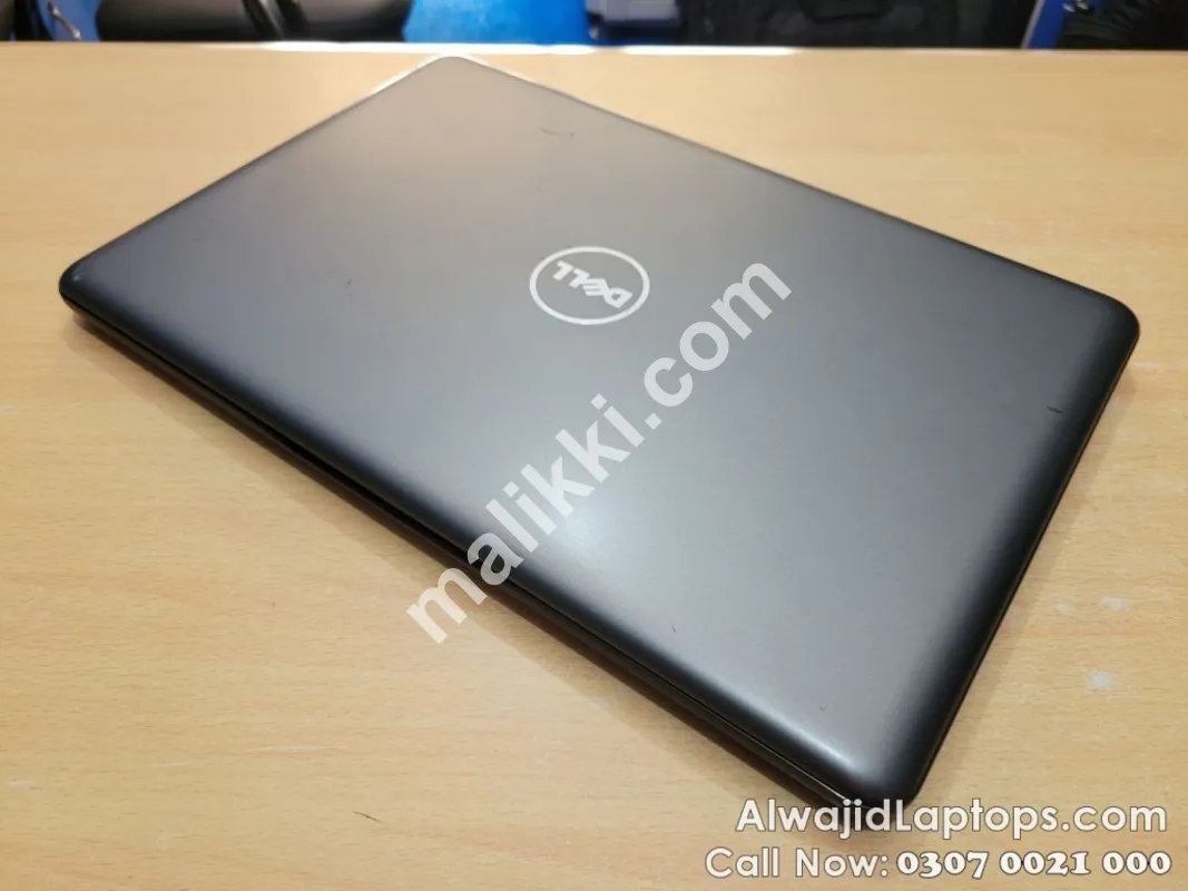 Dell Inspiron 5567 Core i7 7th Generation Gaming Laptop with with Radeon m440