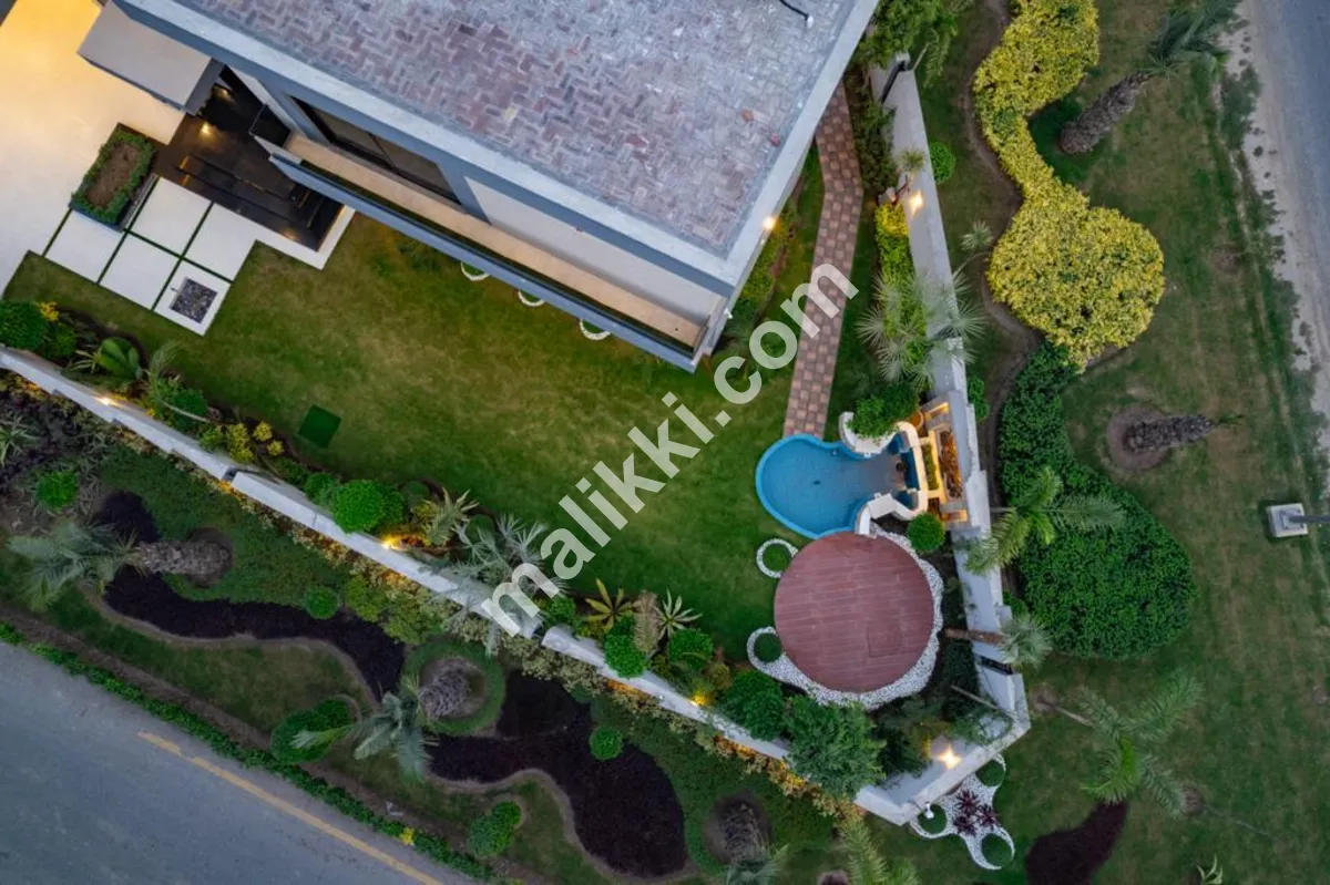 ڈی ایچ اے فیز 5 بلاک جی میں 35 مرلہ مکان برائے فروخت