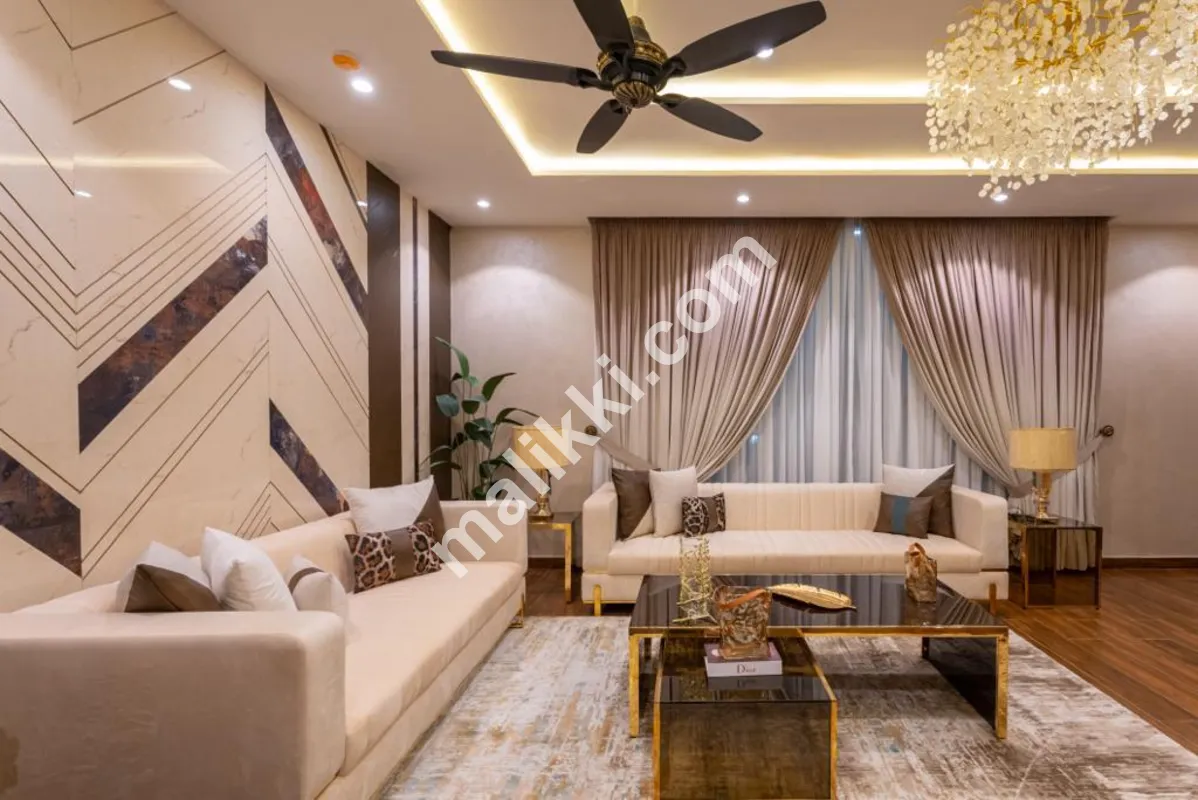 ڈی ایچ اے فیز 5 بلاک جی میں 35 مرلہ مکان برائے فروخت