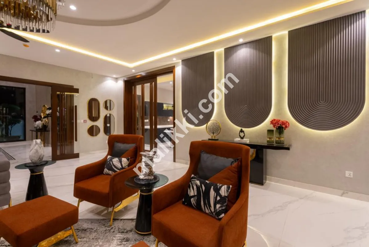 ڈی ایچ اے فیز 5 بلاک جی میں 35 مرلہ مکان برائے فروخت