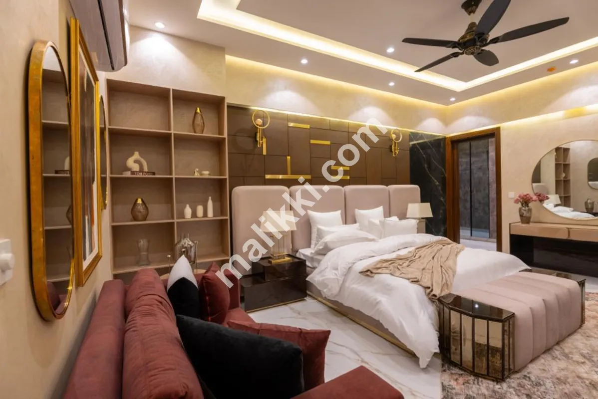 ڈی ایچ اے فیز 5 بلاک جی میں 35 مرلہ مکان برائے فروخت