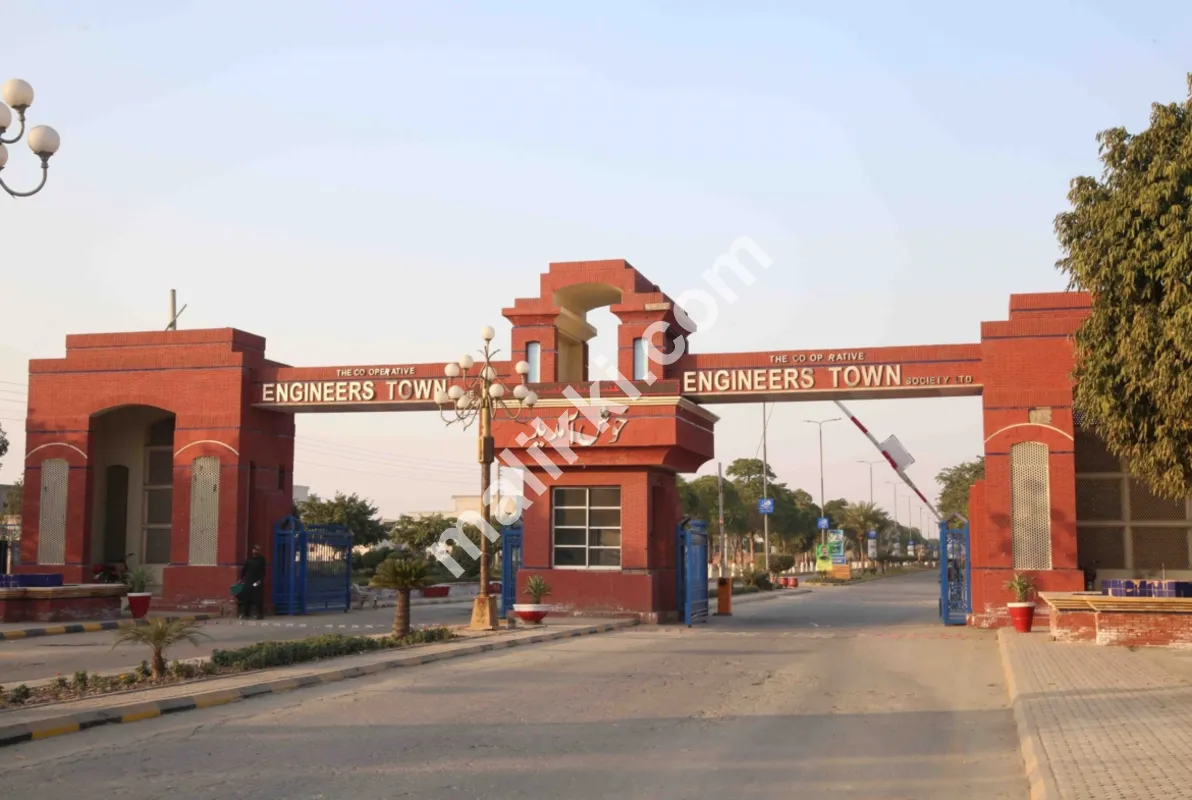10 Marla Plote For Urgent Sale IEP Engineers Town - Sector A,