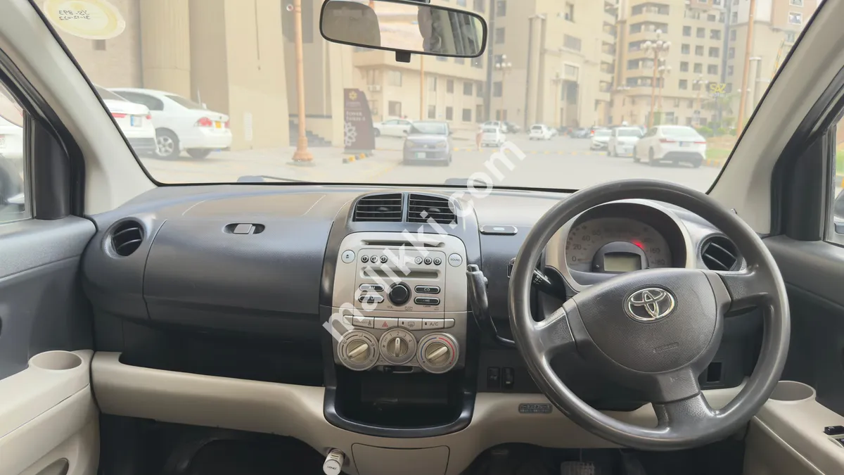 Toyota passo 2007 import 2013 register 2013 Available For Sale