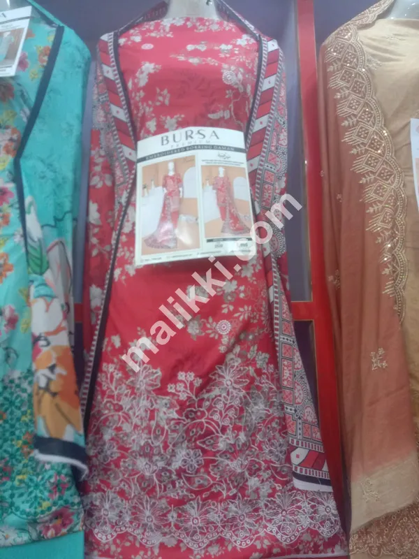 برسا کڑھائی والا 3 پی سی ایس بغیر سلے ہوئے سوٹ-0