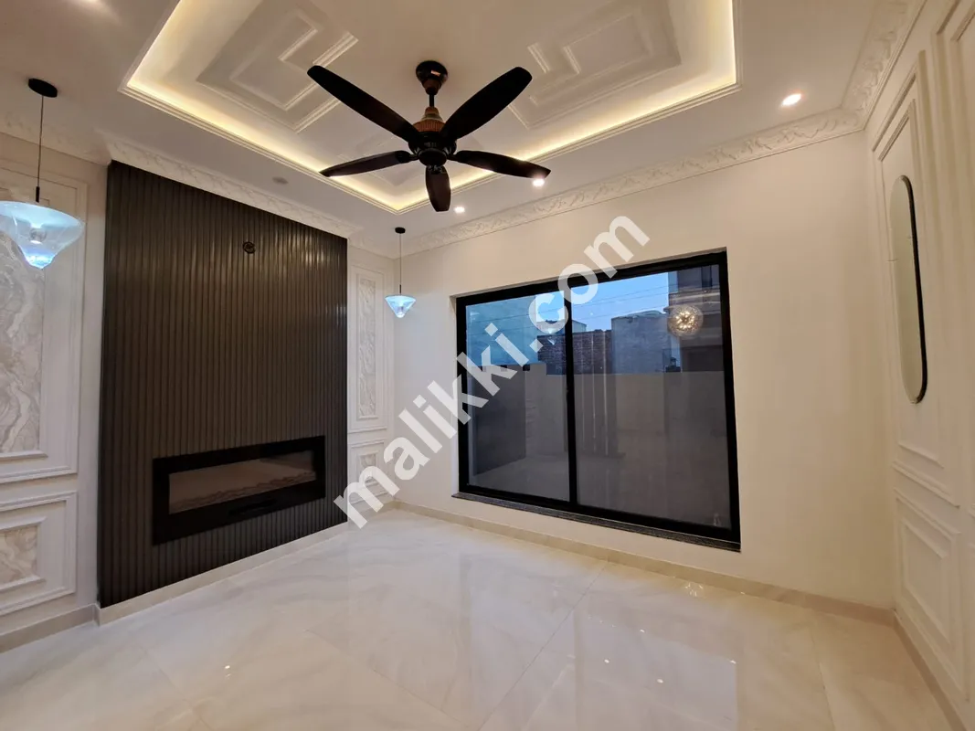 5 marla house for sale in lake City 