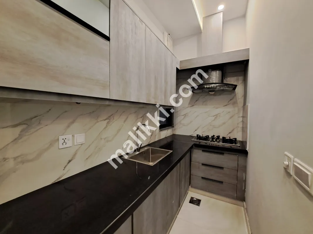 5 marla house for sale in lake City 