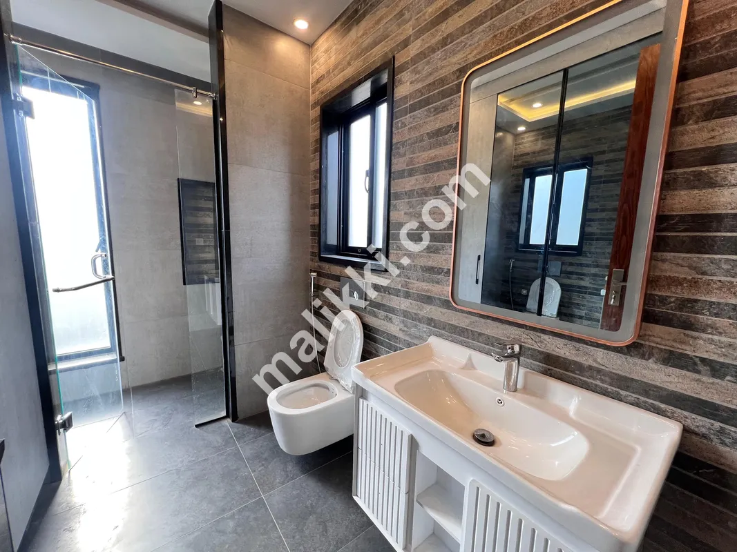 10 marla house for sale 