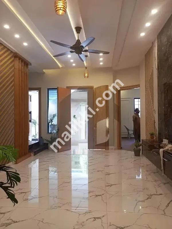 Bahria Town Phase 8, 7 Marla Designer Double Unit House Available On Investor Rate