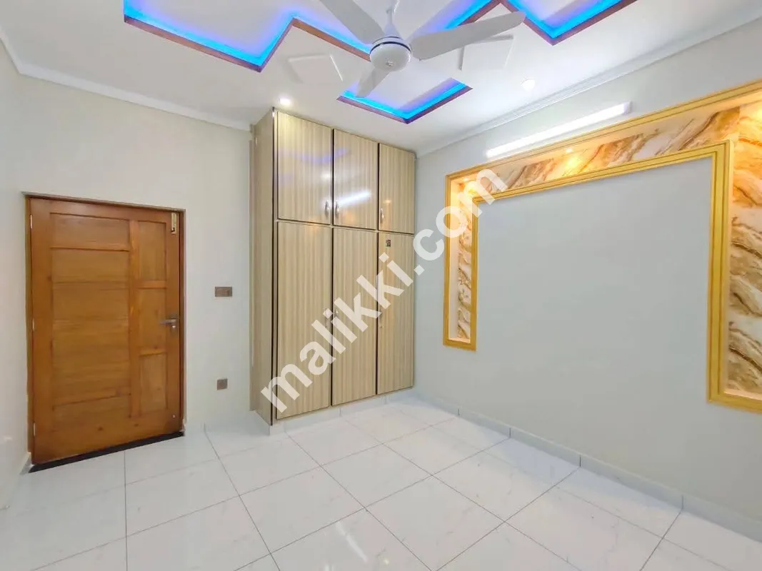 05 Marla House Single Story Available For Sale