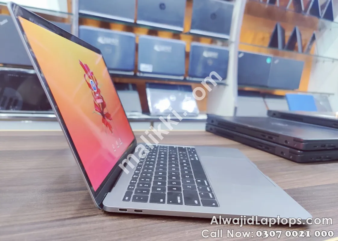 Macbook 13 Pro 2017 Core i5 16GB Ram Ram