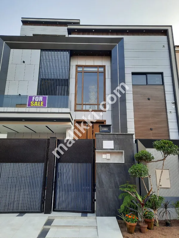 10 Marla Brand New    Amrican Stylish Luxury House Available For Sale