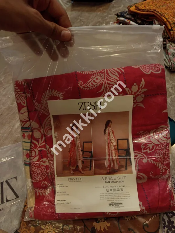 Original ZESH Printed lawn 3 PCS Unstiched Suit-0