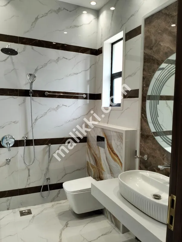 10 Marla Luxury Designer Double Heighted Brand New House For Sale