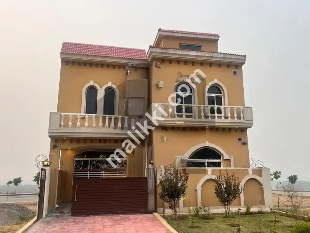 6 Marla Brand New LUXURY Back Open House For Sale At Investor Price In BAHRIA TOWN PHASE 8
