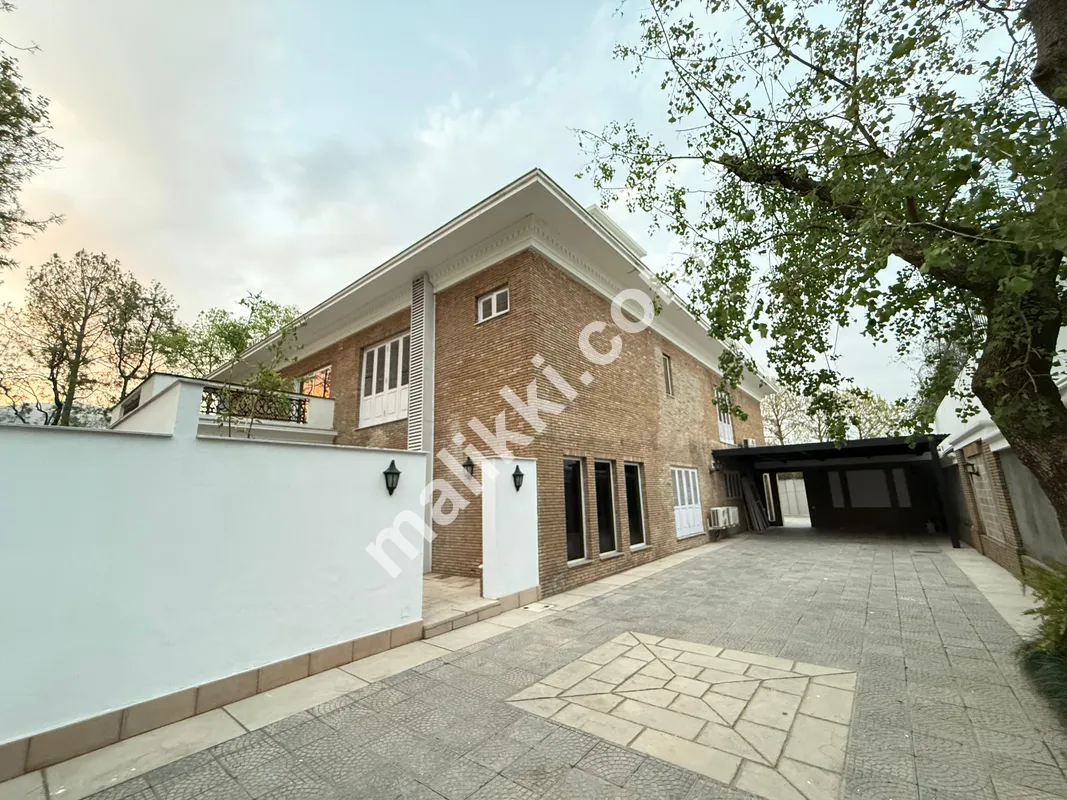 4 Kanal HOUSE Available For Rent In E-7 Islamabad