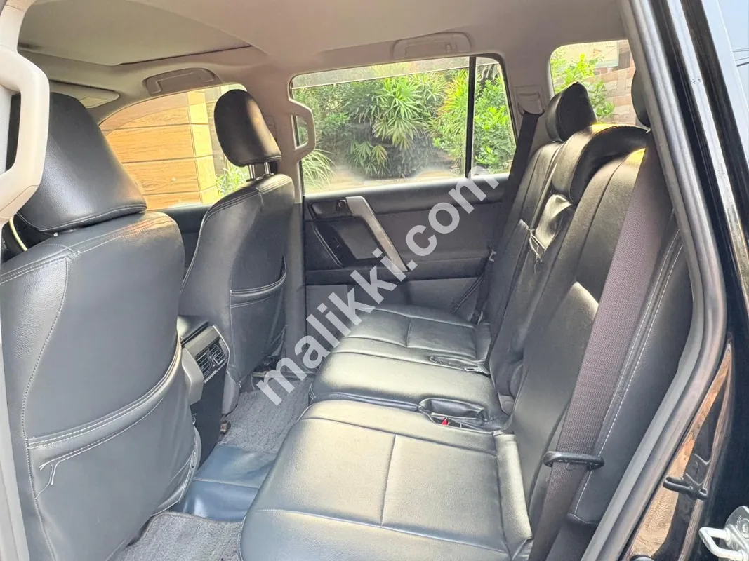 ٹویوٹا لینڈ کروزر پراڈو 2013 ماڈل برائے فروخت